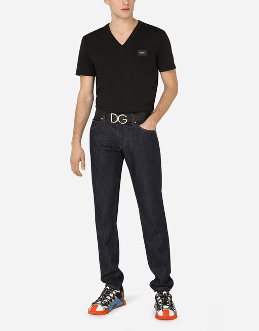 V-NECK COTTON T-SHIRT WITH LOGO PLAQUE