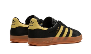 Gazelle Indoor Core Black Almost Yellow