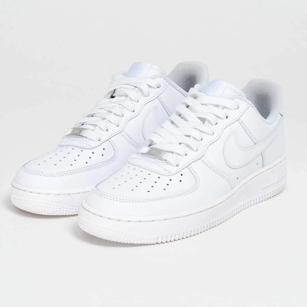 Nike Air Force 1 Low '07 Triple Blanco