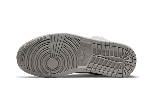 Air Jordan 1 Low SE Sherpa Fleece - DO0750-002