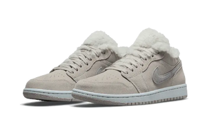 Air Jordan 1 Low SE Sherpa Fleece - DO0750-002