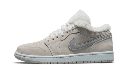 Air Jordan 1 Low SE Sherpa Fleece - DO0750-002