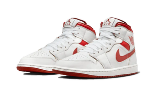 Air Jordan 1 Mid Dune Red