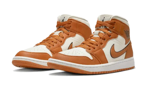 Air Jordan 1 Mid SE Sport Spice 