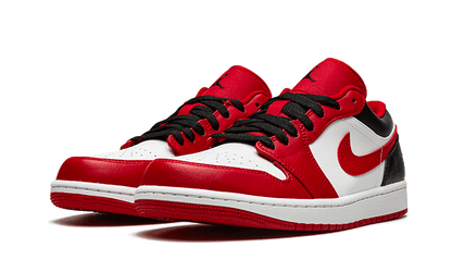 Air Jordan 1 Low Bulls