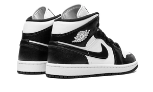 Air Jordan 1 Mid Panda