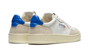 Autry Medalist Leather Suede Low White Light Blue