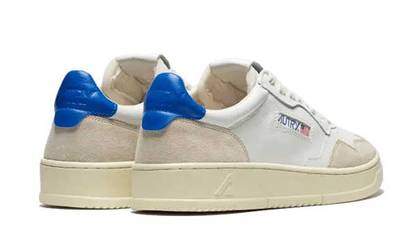Autry Medalist Leather Suede Low White Light Blue