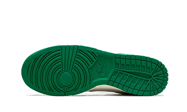 Nike Dunk Low SE Lottery Green Pale Ivory