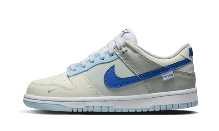 Dunk Low Ivory Hyper Royal