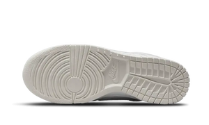 Dunk Low Yellow Heart
