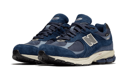 New Balance 2002R Gore-Tex Navy Arctic Grey