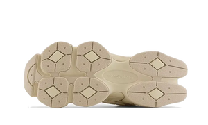 New Balance 9060 Cream Black