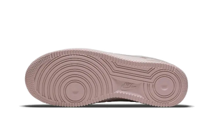 Nike Air Force 1 Low Pink Sherpa - DO6724-601