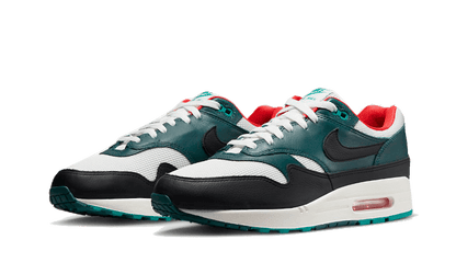 Nike Air Max 1 Liverpool Lebron James