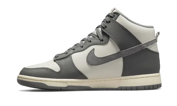 Nike Dunk High Vintage Gris Hueso Claro