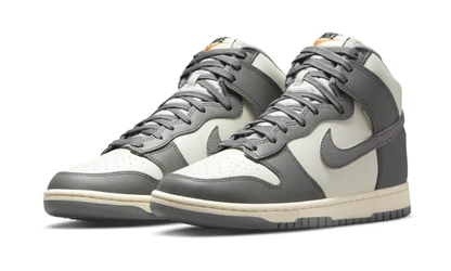 Nike Dunk High Vintage Light Bone Grey