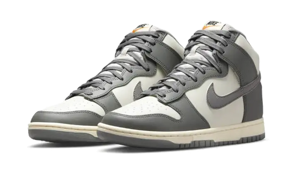 Nike Dunk High Vintage Gris Hueso Claro