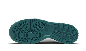 nike-dunk-low-white-grey-teal