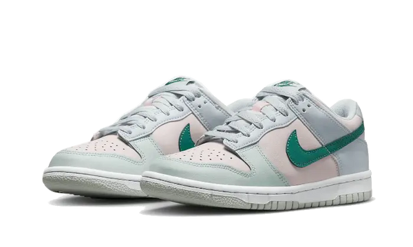Nike Dunk Low Mineral Teal