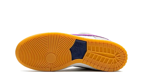 Nike SB Dunk Low Rayssa Leal 