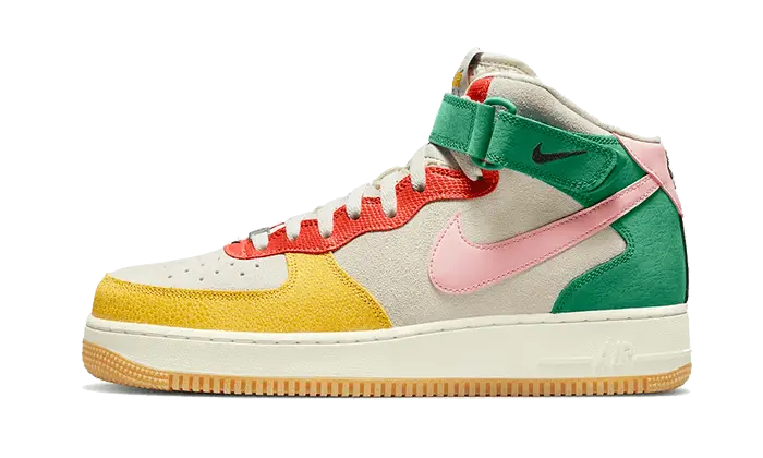 Nike Air Force 1 Mid Leche de coco