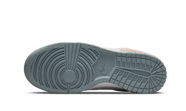 Dunk Low Disrupt 2 Pascua