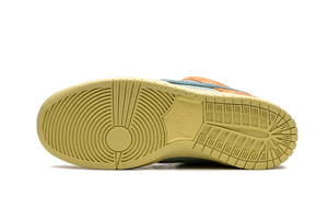 nike-sb-dunk-low-orange-emerald-rise