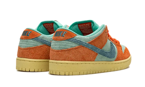 nike-sb-dunk-low-orange-emerald-rise