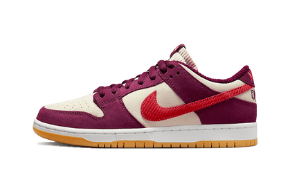 SB Dunk Low Skake Like A Girl Bordeaux