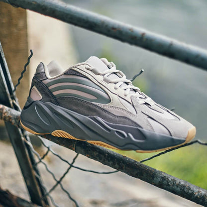 Adidas Yeezy Boost 700 V2 Tephra