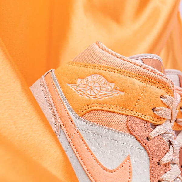 Air Jordan 1 Mid Apricot Orange