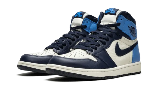Air Jordan 1 Retro High UNC 2019 - 555088-140