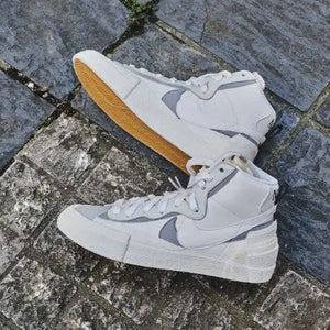 Blazer Mid Sacai White Grey Nike