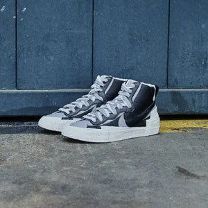 Blazer Mid Sacai Black Grey Nike