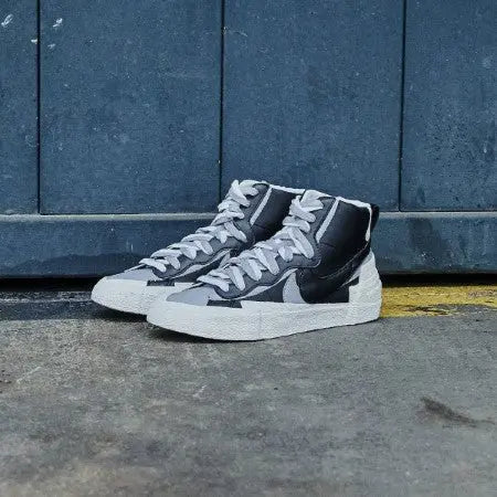 Blazer Mid Sacai Black Grey Nike