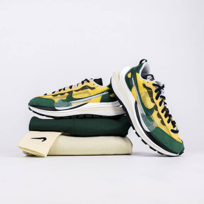 Nike Vaporwaffle Sacai Tour Yellow Stadium Green