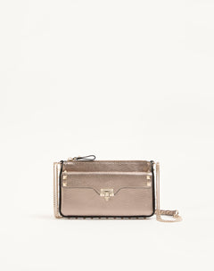 Pouch Con Catena Rockstud In Vitello Granato Laminato