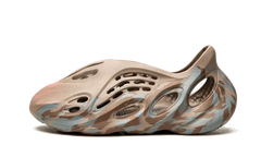 Yeezy Foam RNNR MX Gris Arena