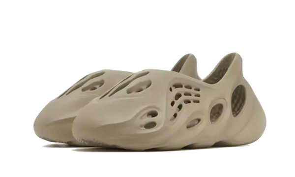 Adidas Yeezy Espuma RNNR Sal de Piedra