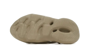 Adidas Yeezy Espuma RNNR Sal de Piedra