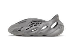 Yeezy Foam RNNR MX Granite