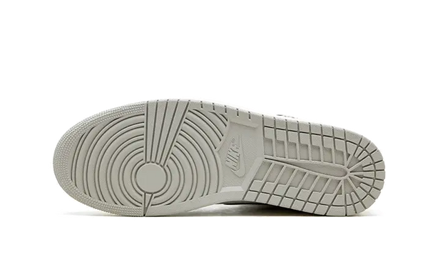 Air Jordan 1 Retro High OG White Cement