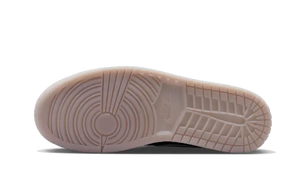 Air Jordan 1 Low SE Black Ice Lilac