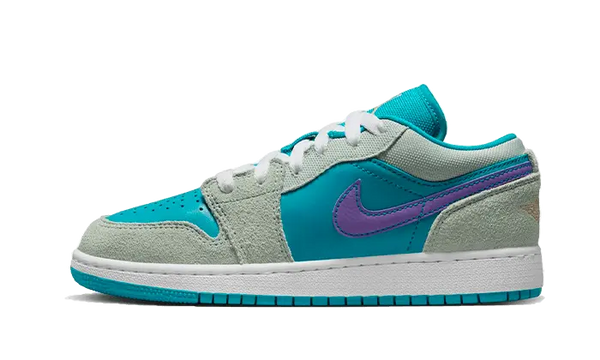 Air Jordan 1 Low SE Light Bone Aquatone GS
