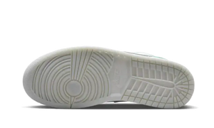 Air Jordan 1 Low SE New Emerald Grey