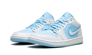 Air Jordan 1 Low SE Reverse Ice Blue