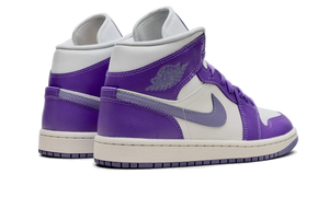 Air Jordan 1 Mid Action Grape