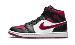 Air Jordan 1 Mid Bred Toe