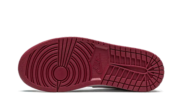Air Jordan 1 Mid Bred Toe - 554724-066